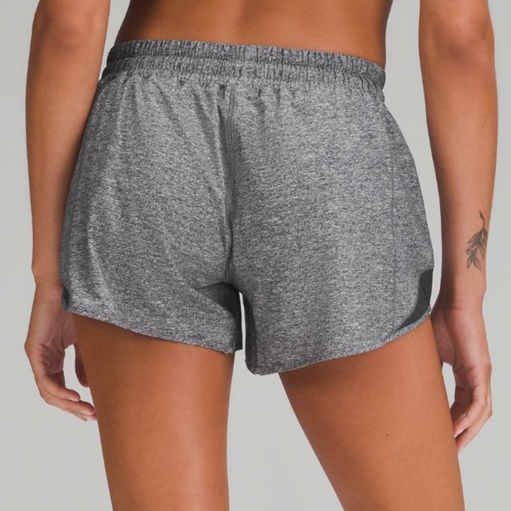 Lululemon Hotty Hot Gray Lined Shorts II 2.5” Size 4 Heather Lux Multi Black NWO - Picture 7 of 15